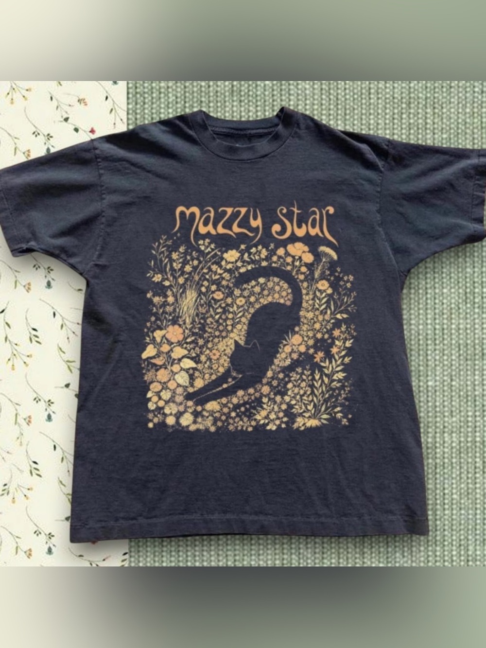 Gildan Mazzy Star Floral Cat Graphic T-Shirt Black For Unisex